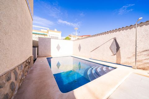 Villa i La Marina, Alicante, La Marina - € 265.000 | Ref: 6100VA - foto 2